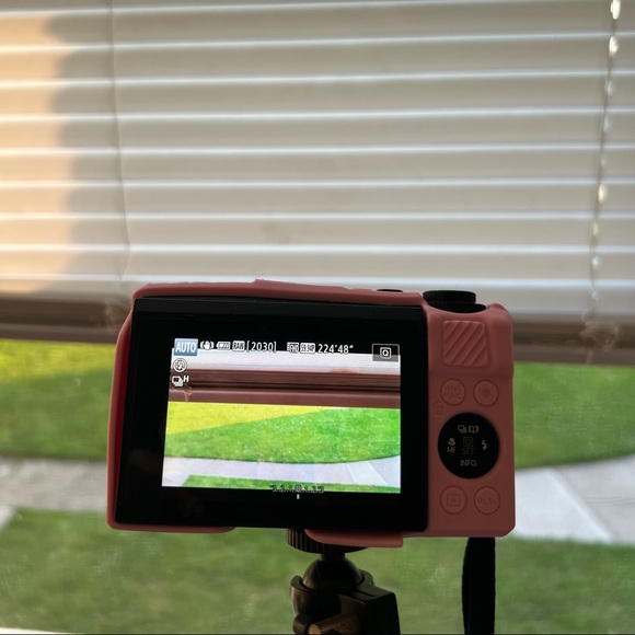 Cannon g7x mark ll vlogging camera - Picture 5 of 5